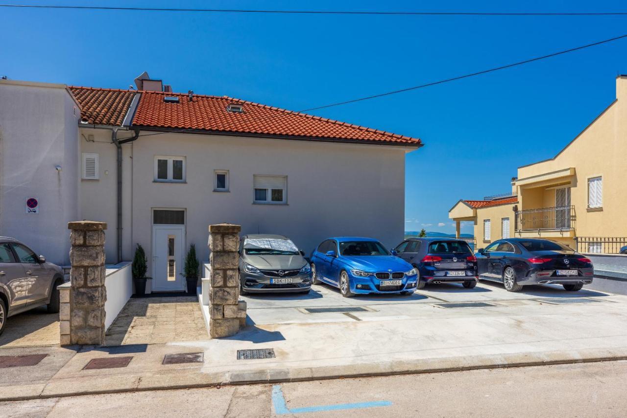 Villa Lucia 2 Dramalj Bagian luar foto